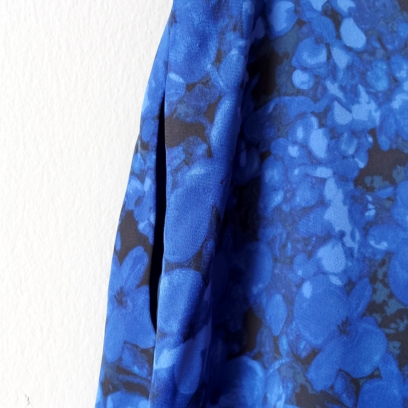 Banana Republic Sleeveless Dress Floral Print Midi Fit Flare Blue Women's Size 0 - Picture 9 of 12